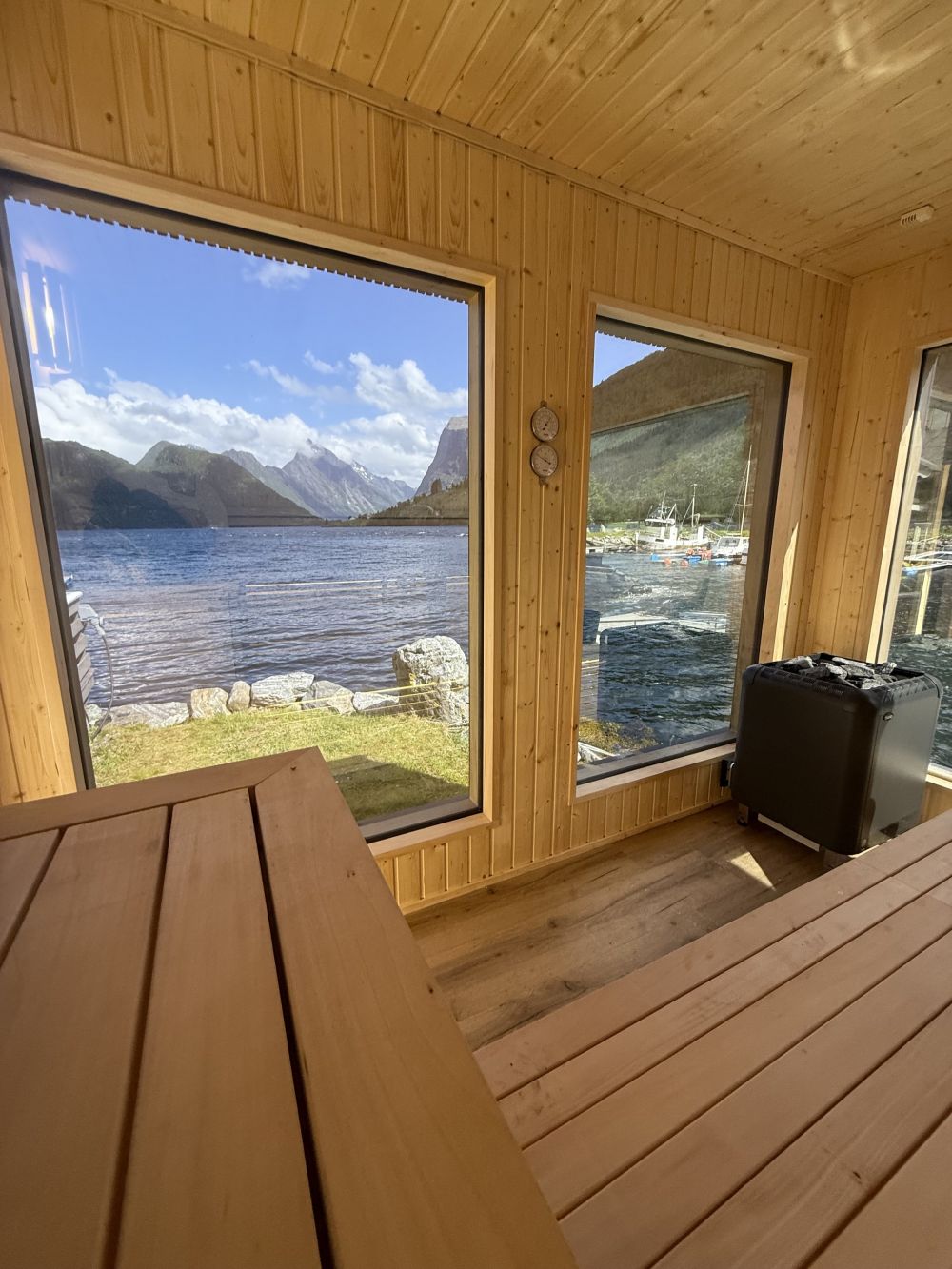 Badstue sæbø  varme, fjord og fjell i perfekt kombinasjon